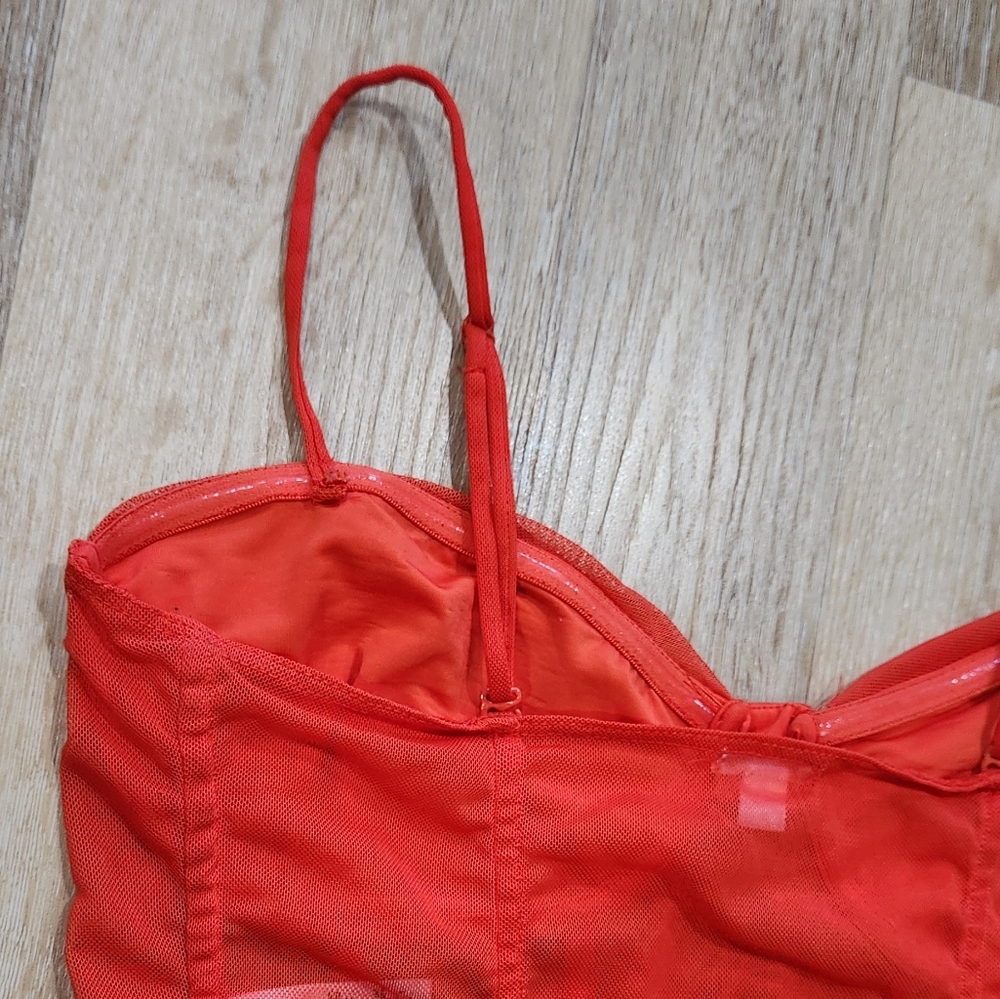 Orange crop top Size Large - Picture 5 of 11